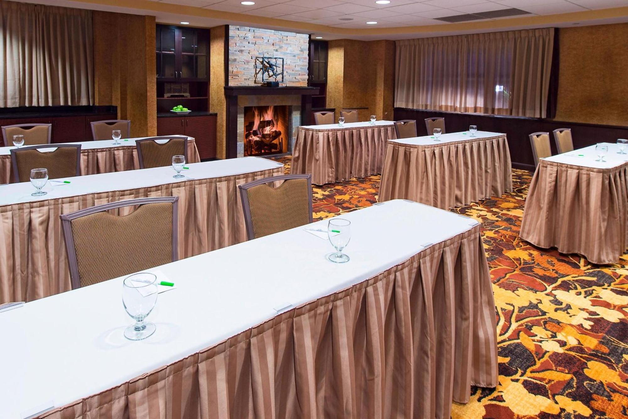 Courtyard Marriott Lake Placid Bagian luar foto