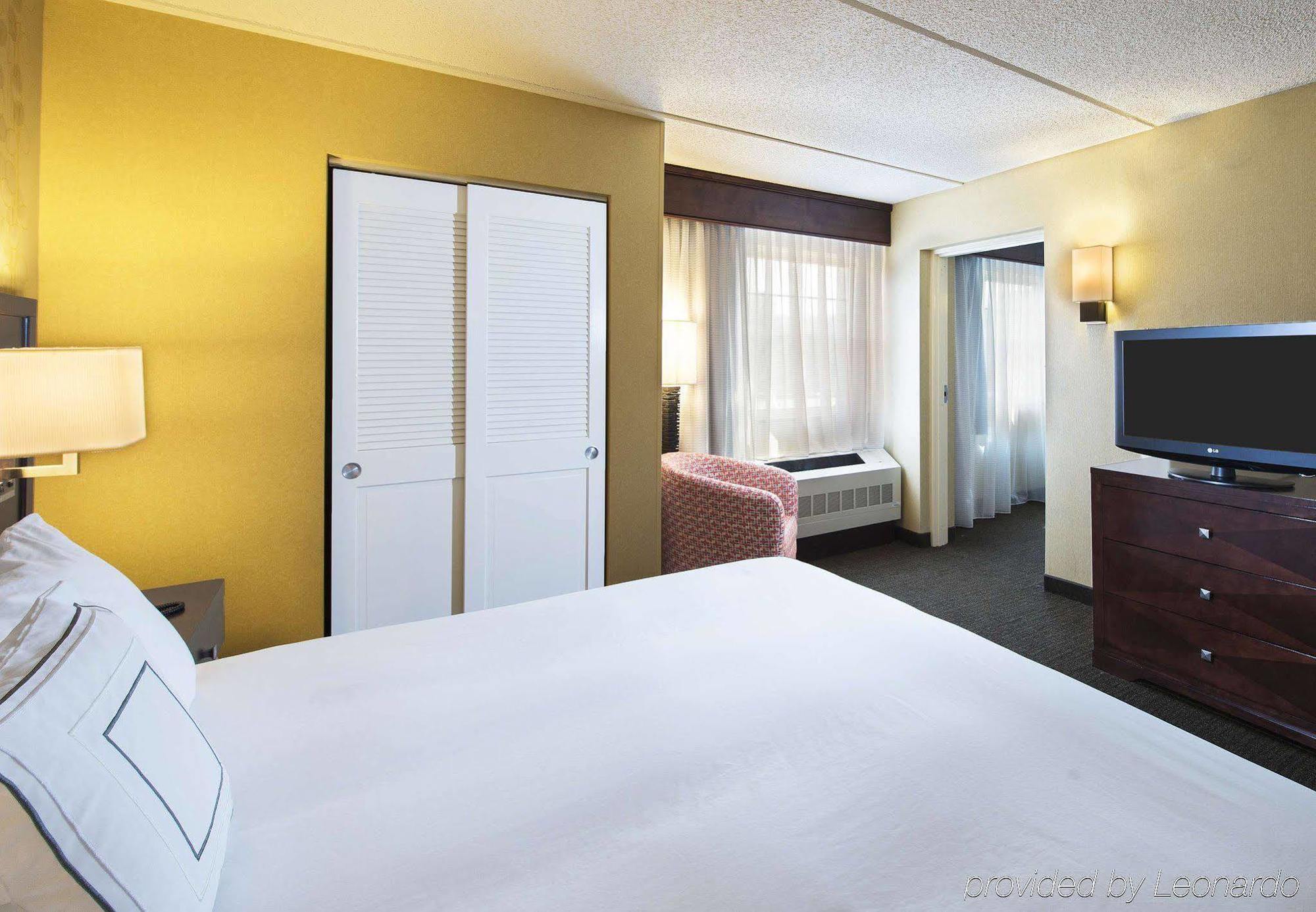 Courtyard Marriott Lake Placid Hotel Bagian luar foto